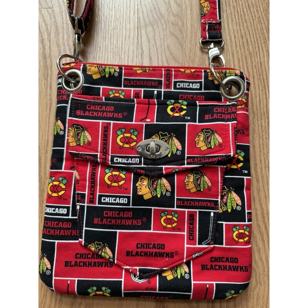 Handmade Chicago‎ Blackhawks Purse Crossbody Bag NHL Hockey Fabric 10x8"